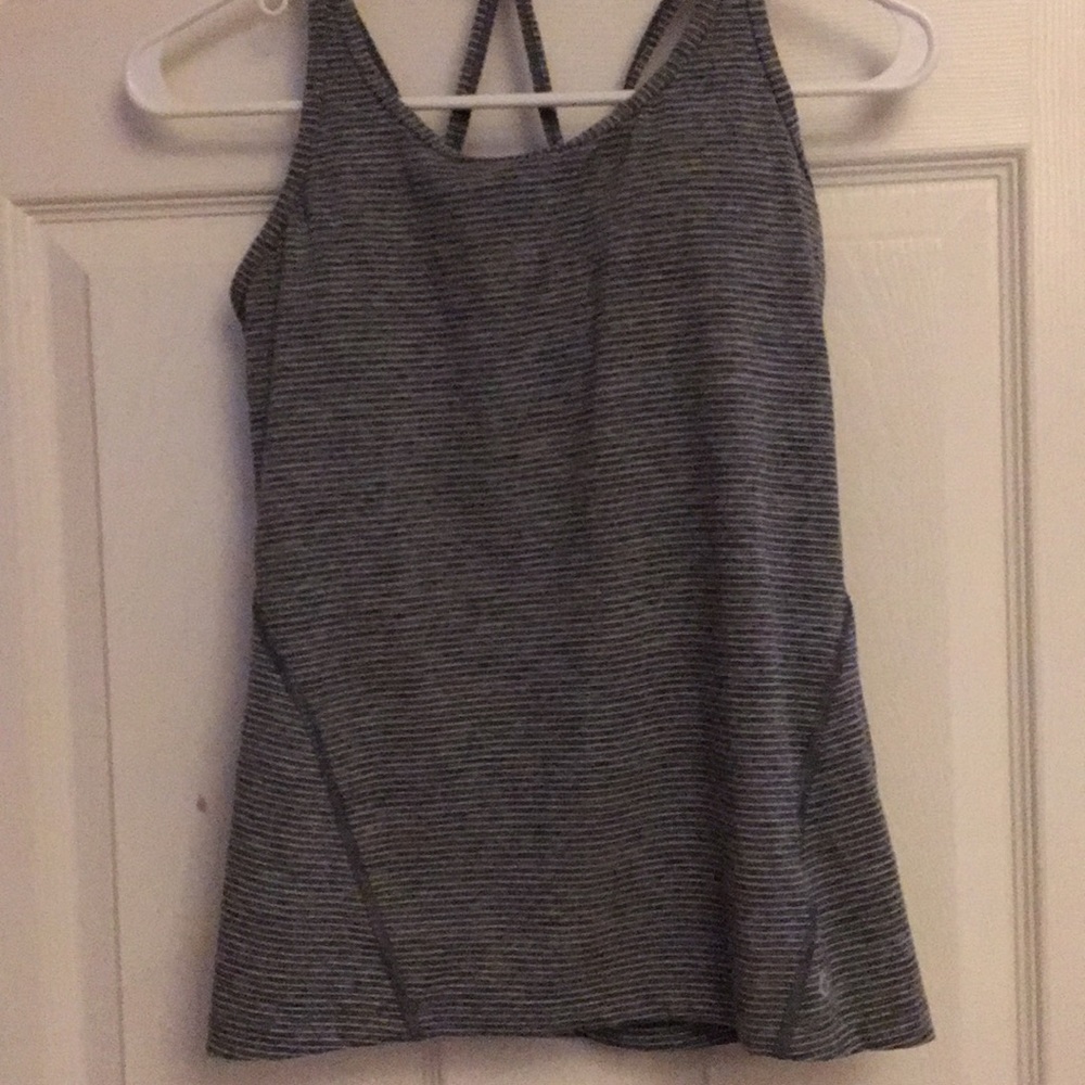 Athletic shirt